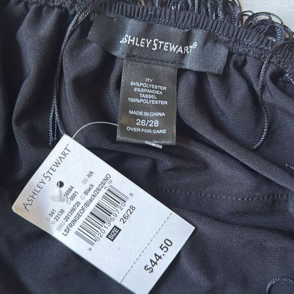 Ashley Stewart, Off The Shoulder Fringed Top size 26/28 Black NWT in packaging - Picture 6 of 6